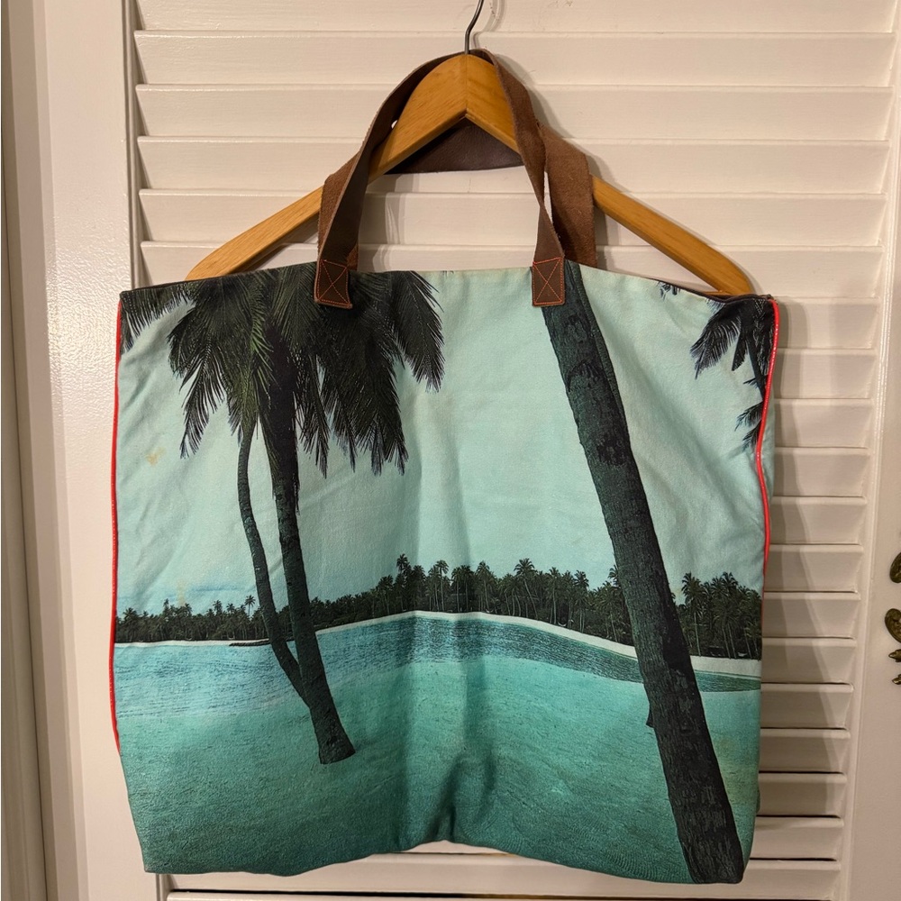 Dezso by Sarah Beltran Printed Canvas Tote Tropical Palm Tree Tote Bag